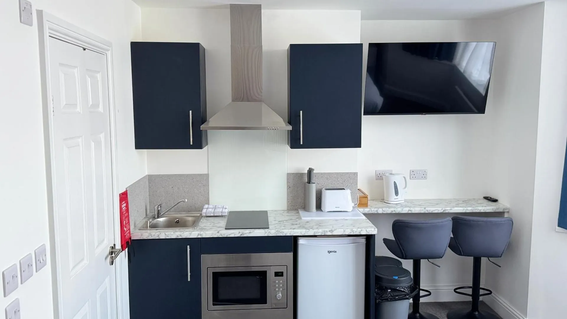 Aaron Wise - 09 Coldstream Studios Cardiff Apartment